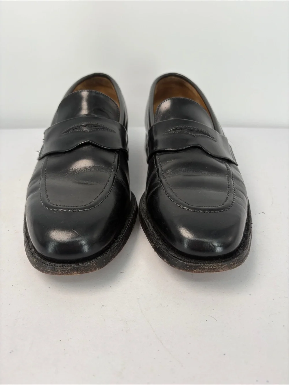 🦢 Johnston & Murphy Black Leather Penny Loafers